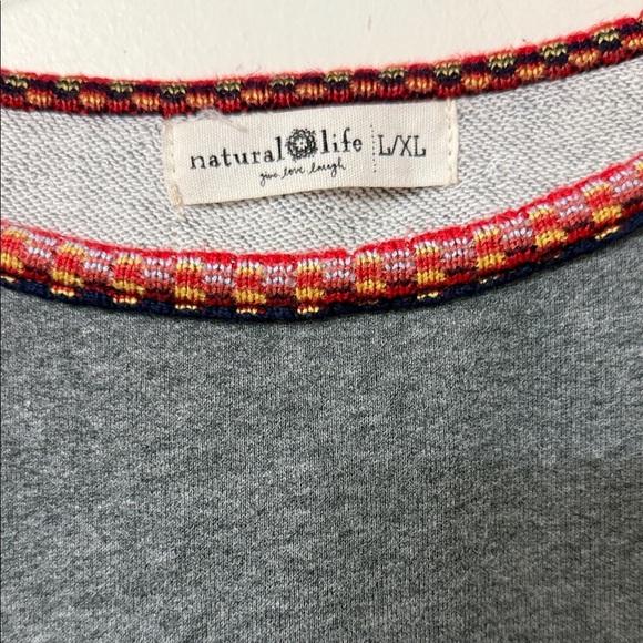 NATURAL LIFE Charcoal Sweater with Red and White Details - Picture 2 of 4
